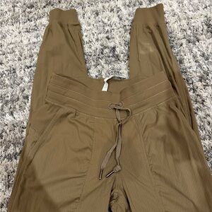lululemon dance studio jogger unlined